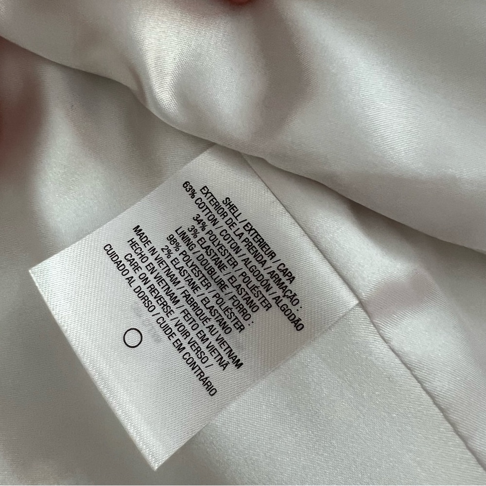 White blazer - Picture 8 of 10